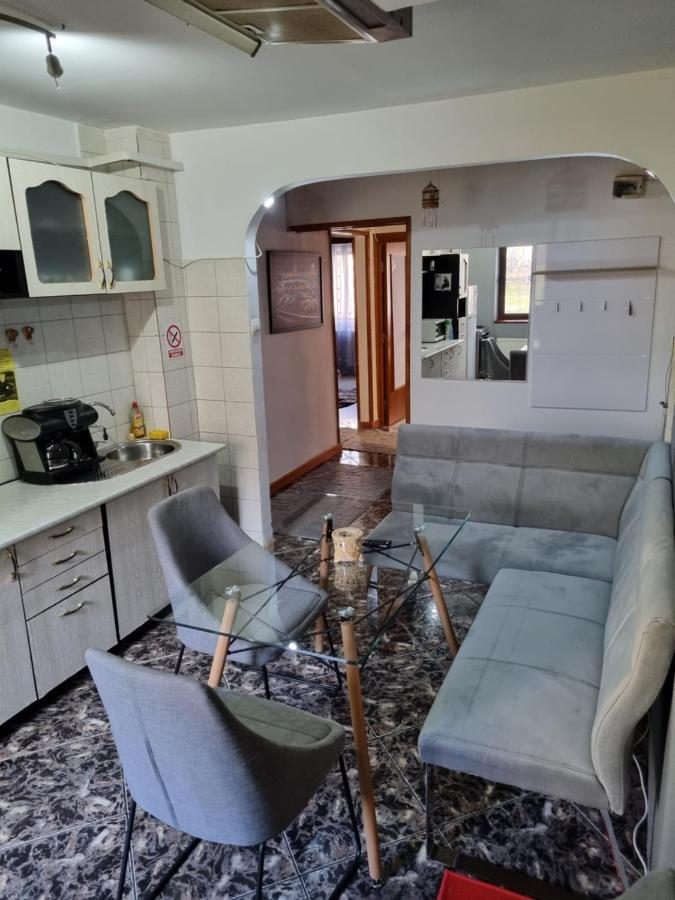 Maxx Lake Apart Bacau Exterior photo