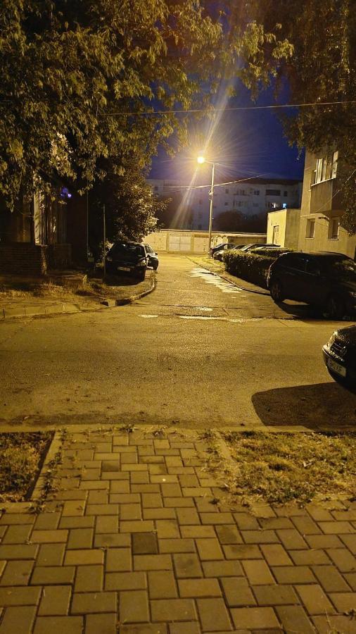 Maxx Lake Apart Bacau Exterior photo