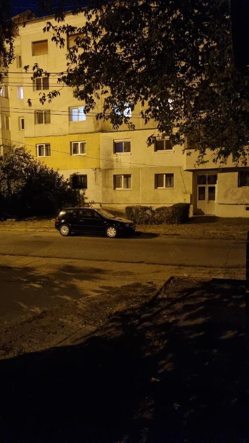 Maxx Lake Apart Bacau Exterior photo